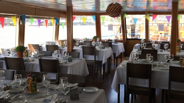 St. John's Cruise with dinner on board - BA
